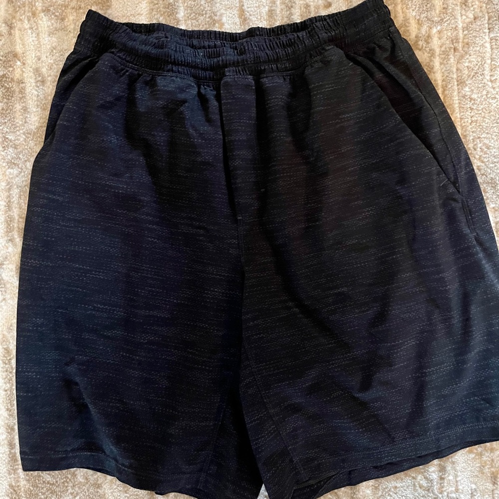 Authentic Lululemon men’s athletic short